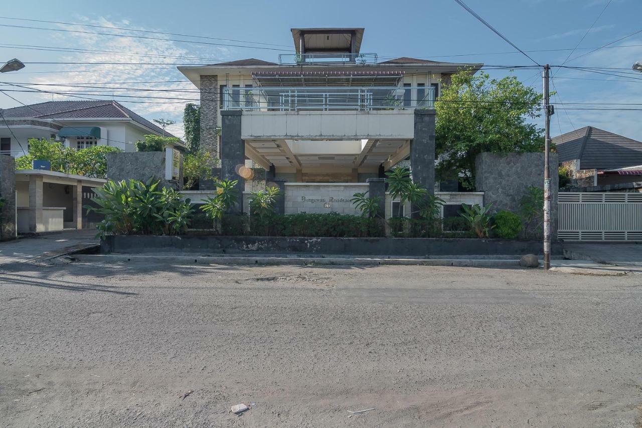 Reddoorz Plus Near Cambridge City Square 2 Medan Bagian luar foto